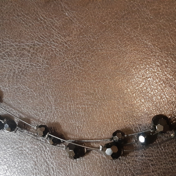 Lia Sophia Necklace - Picture 4 of 4